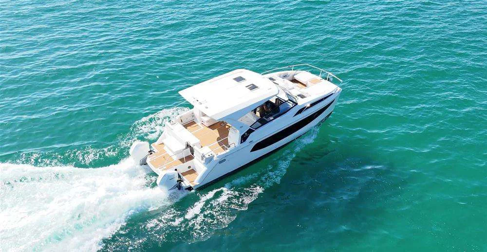 BoatPhoto.alt
