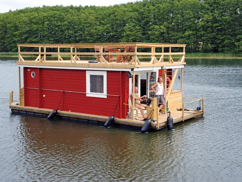 BoatPhoto.coverAlt