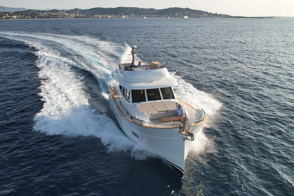 BoatPhoto.coverAlt