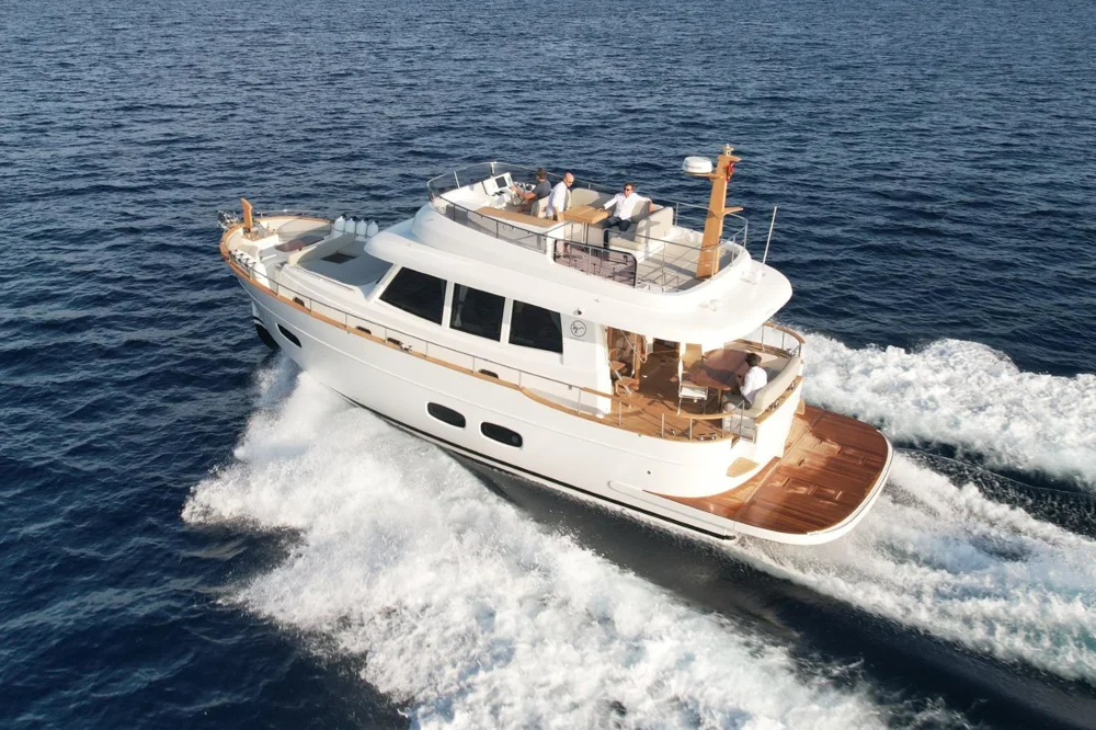 BoatPhoto.alt