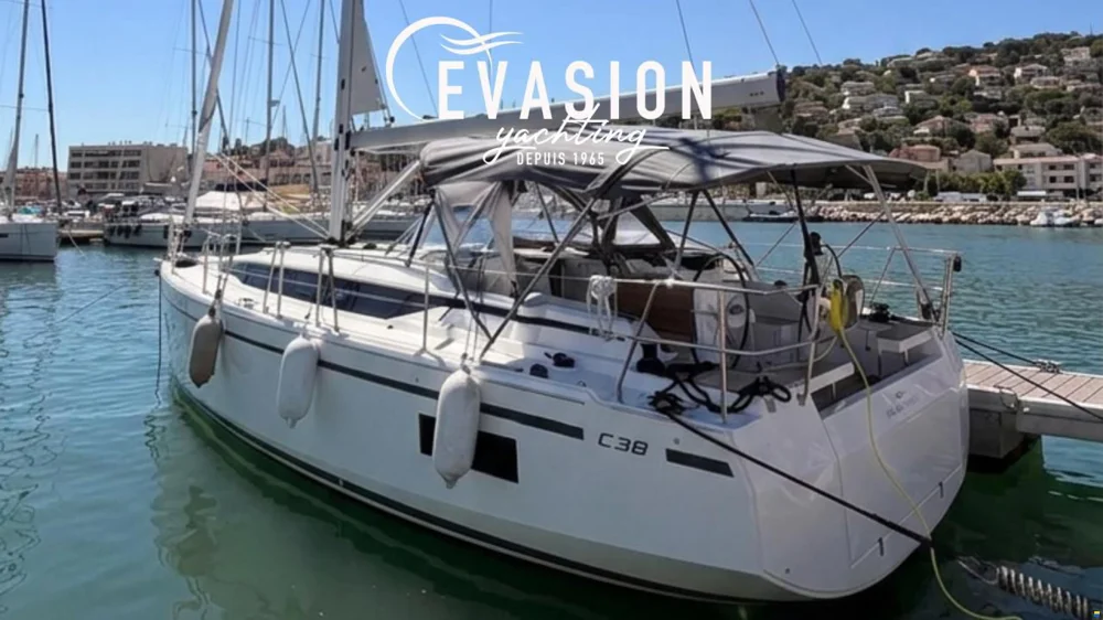 BoatPhoto.coverAlt