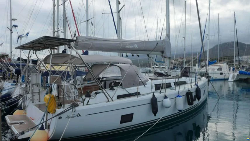 BoatPhoto.coverAlt