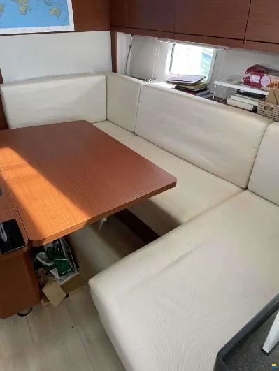 2021 Hanse Yachts 418 for sale in Croatia, photo 4 of 6