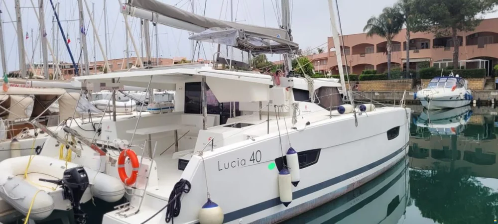 2019 Fountaine Pajot Lucia 40 for sale in Roma, Italy