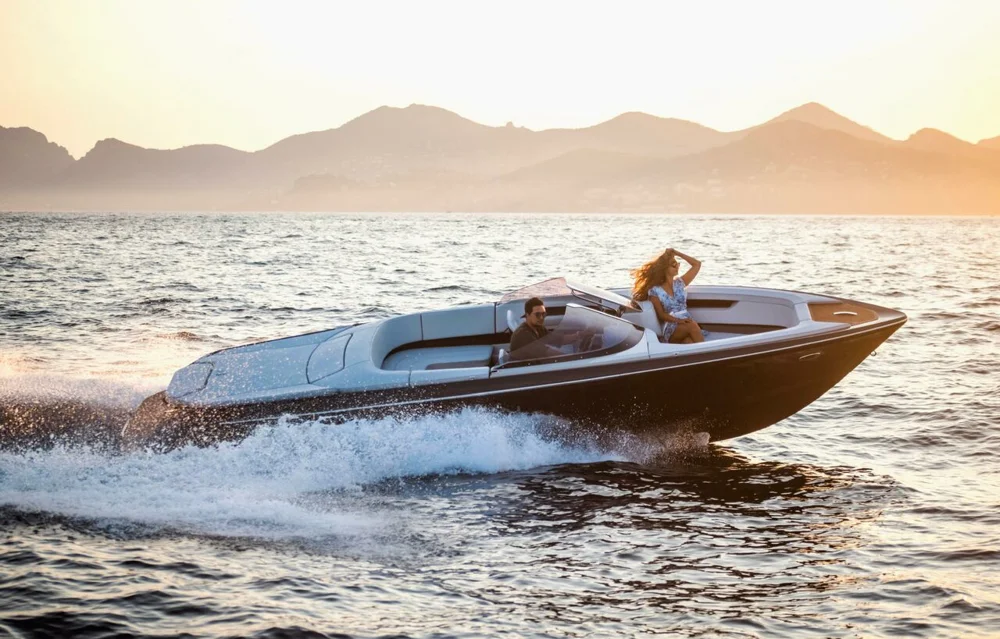 BoatPhoto.coverAlt