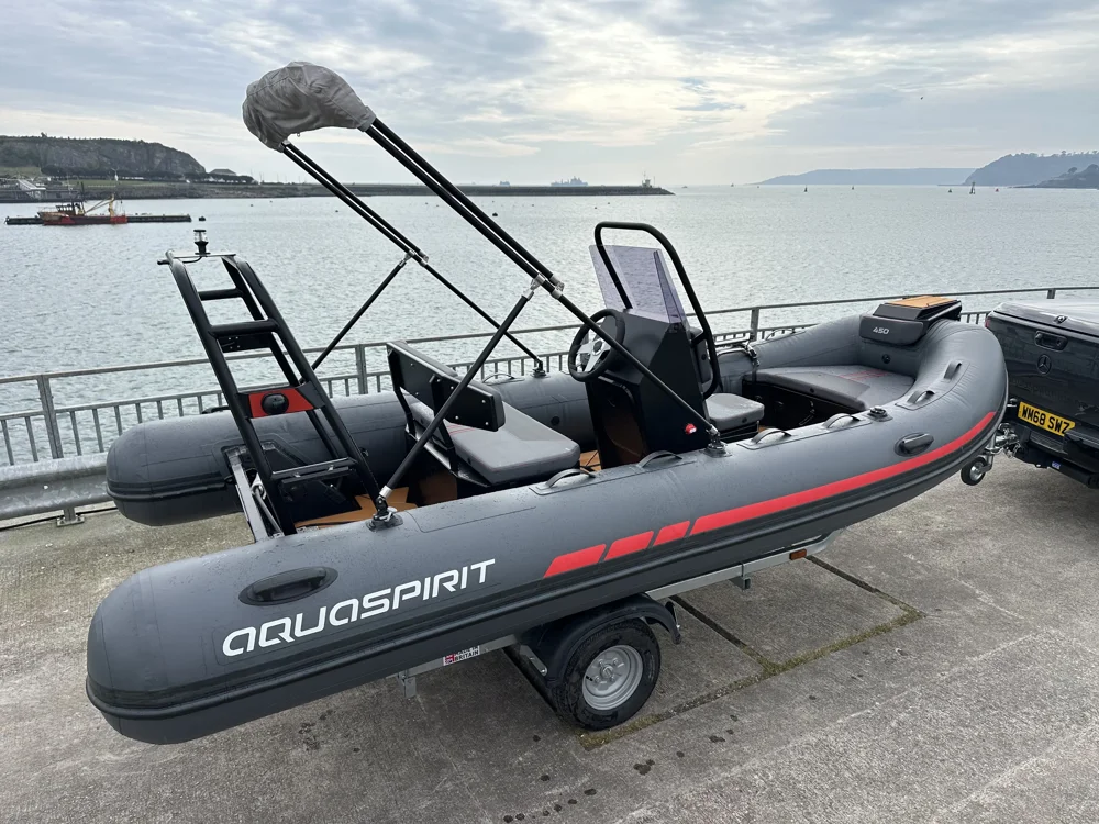 BoatPhoto.coverAlt