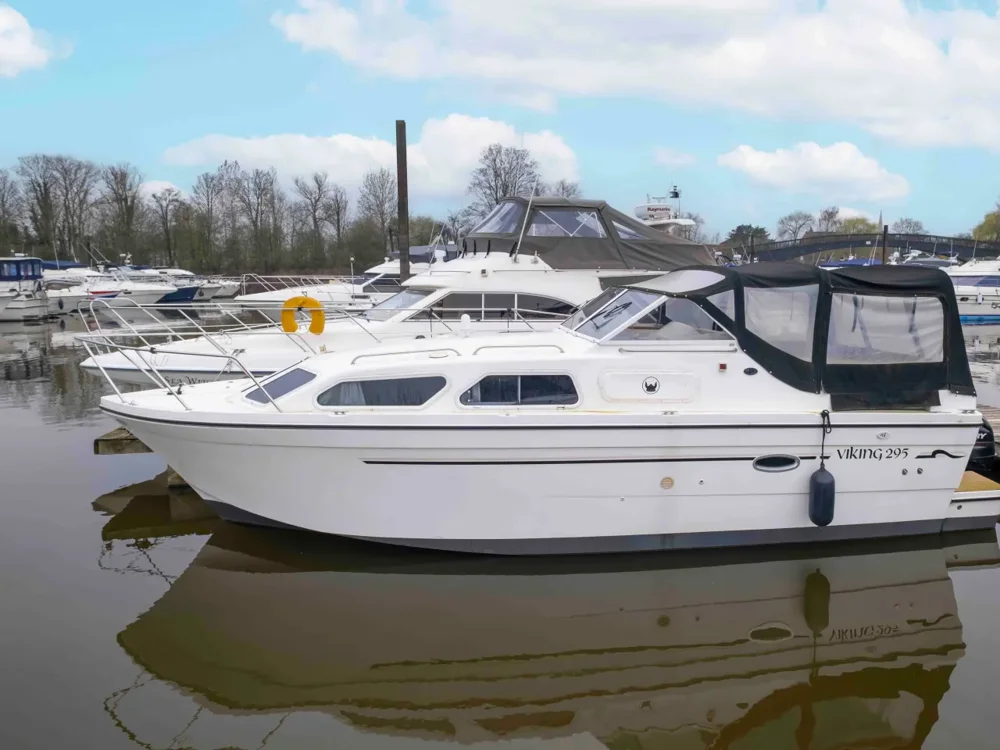 BoatPhoto.coverAlt