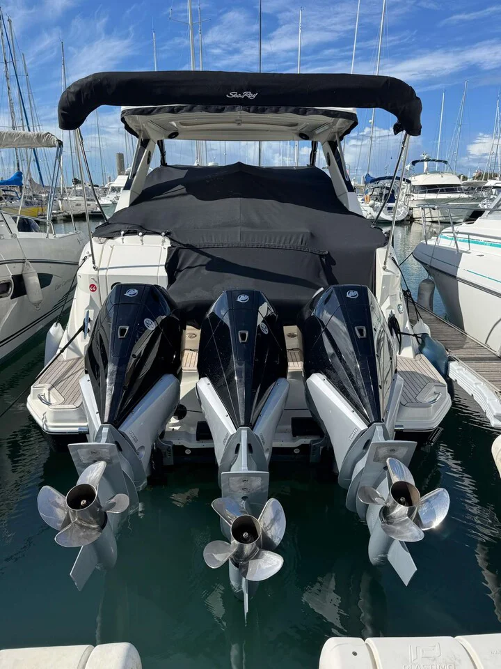 BoatPhoto.alt