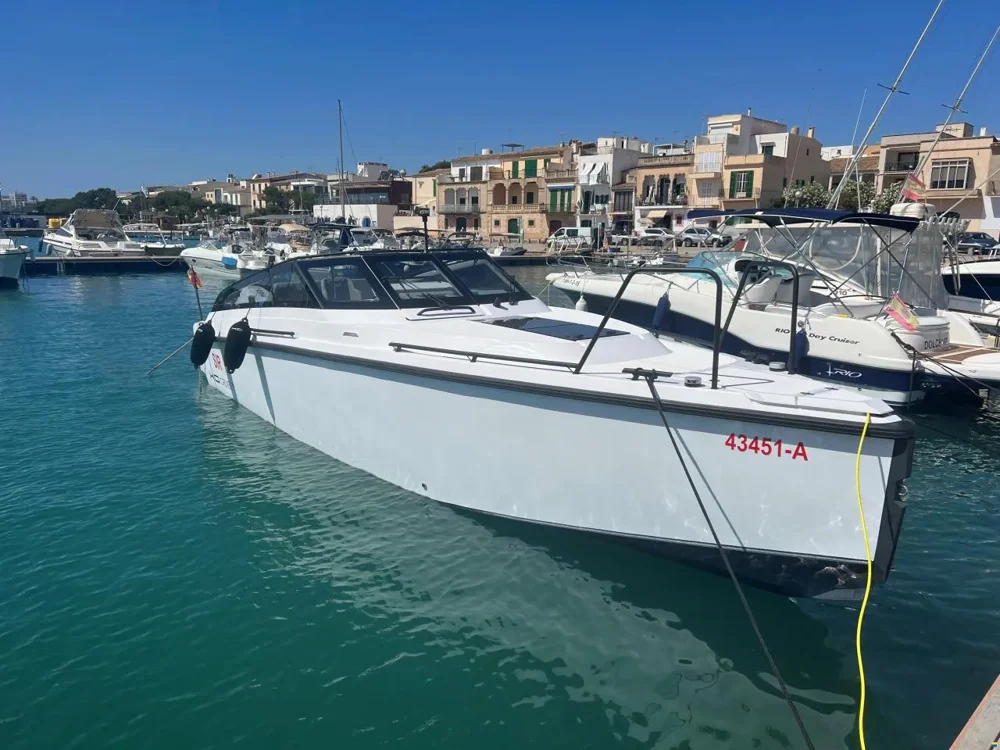 BoatPhoto.coverAlt
