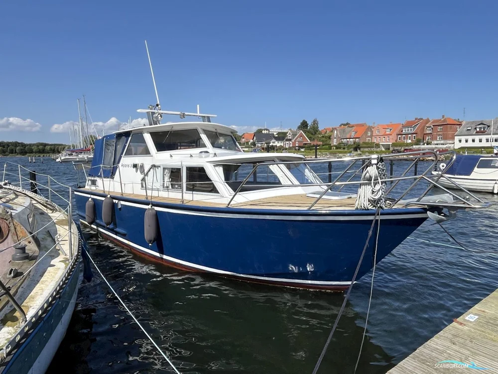 BoatPhoto.coverAlt
