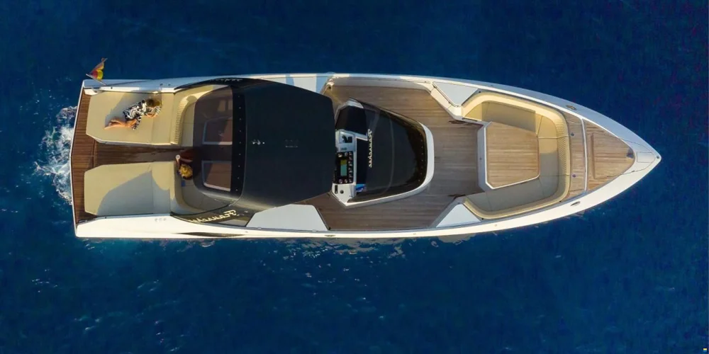 BoatPhoto.alt
