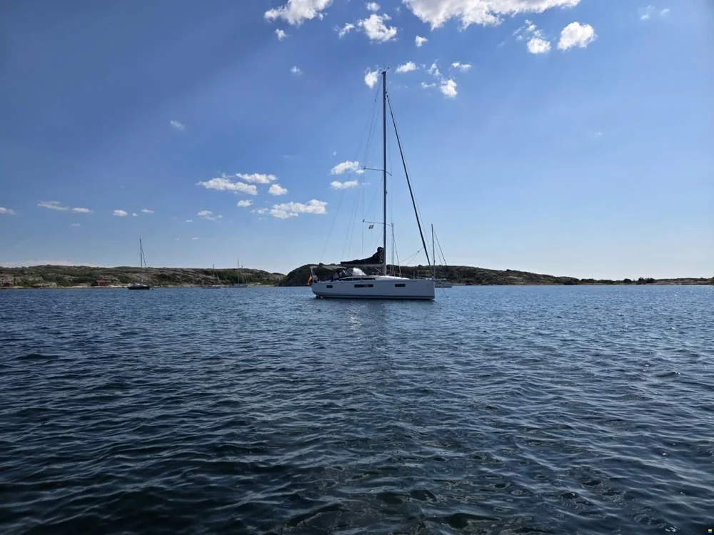 BoatPhoto.coverAlt