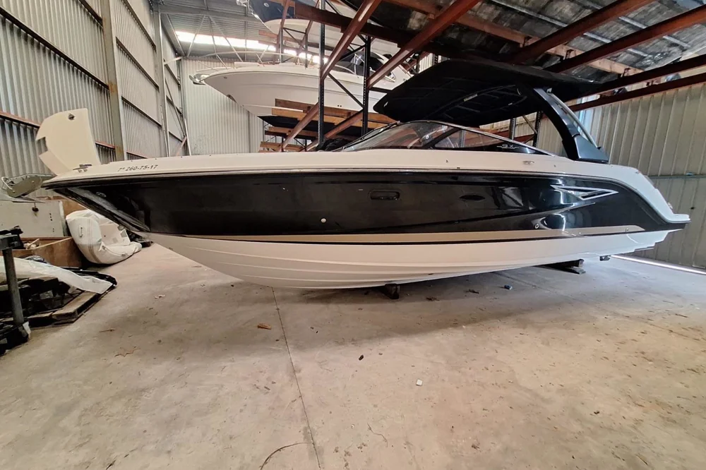 BoatPhoto.coverAlt