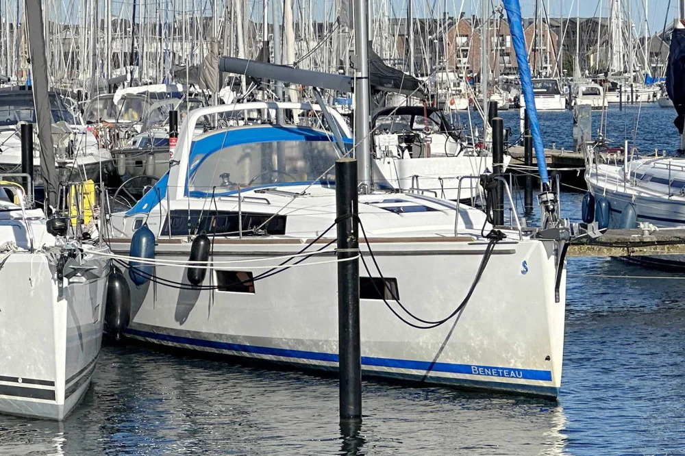 BoatPhoto.alt