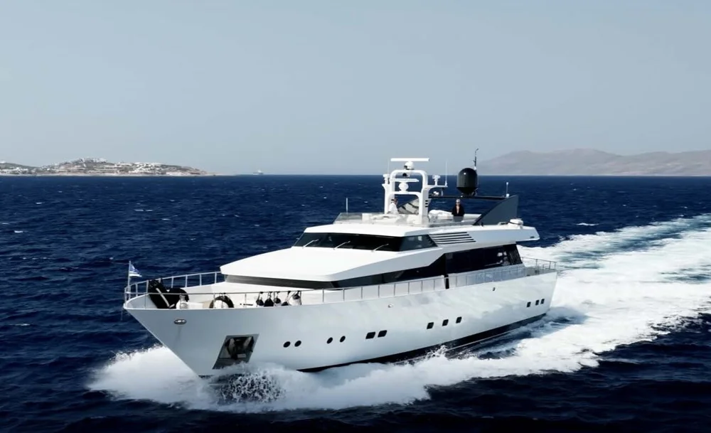 BoatPhoto.coverAlt
