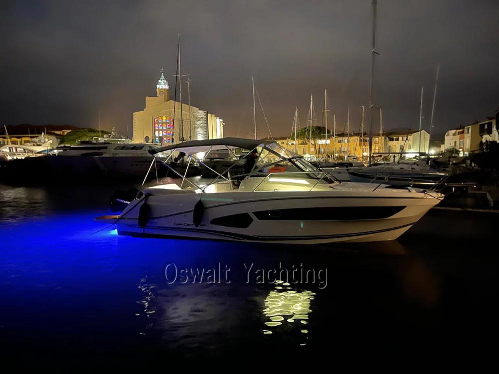 BoatPhoto.coverAlt