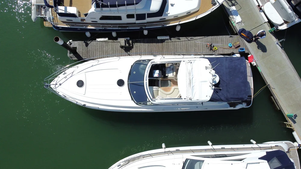 BoatPhoto.alt