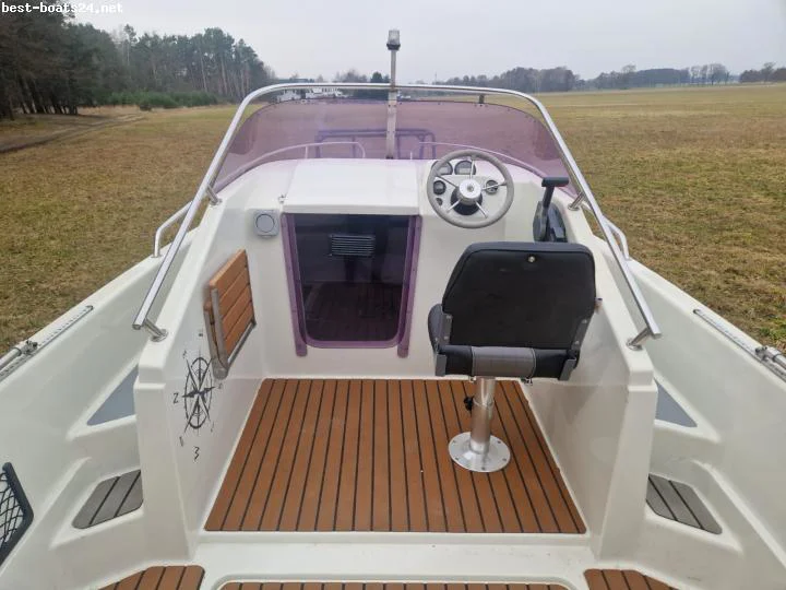 BoatPhoto.alt