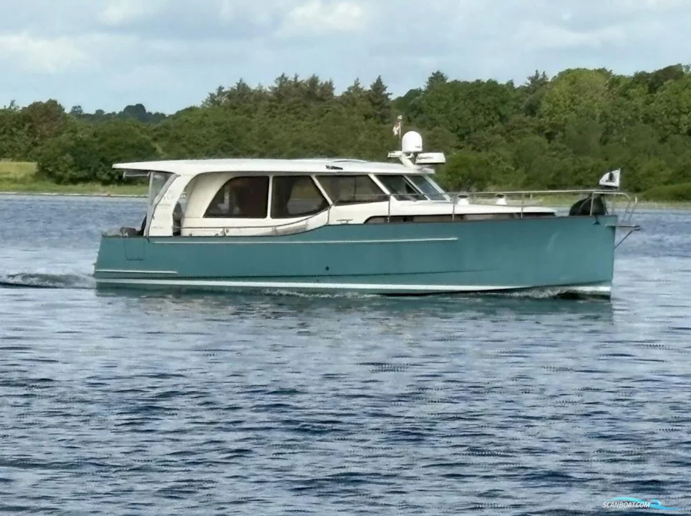 BoatPhoto.alt