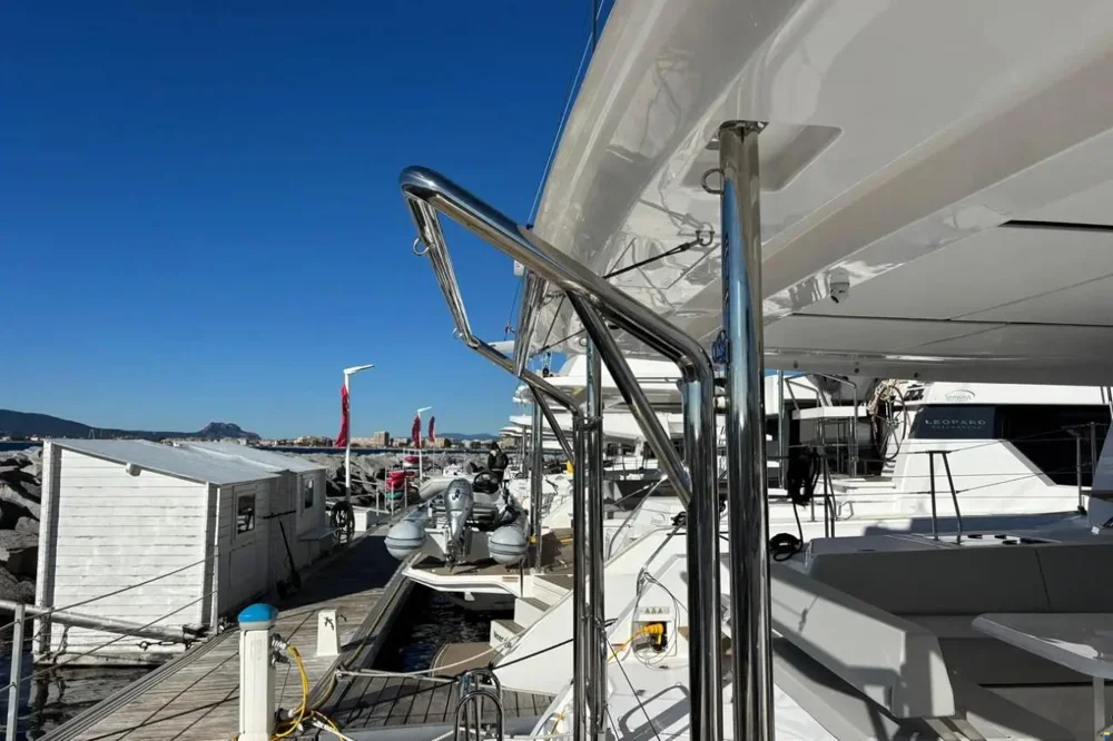 BoatPhoto.alt