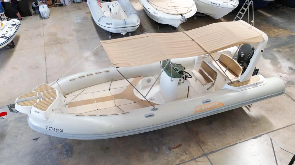 BoatPhoto.coverAlt