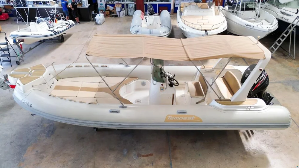 BoatPhoto.alt
