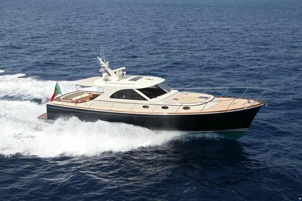 BoatPhoto.coverAlt