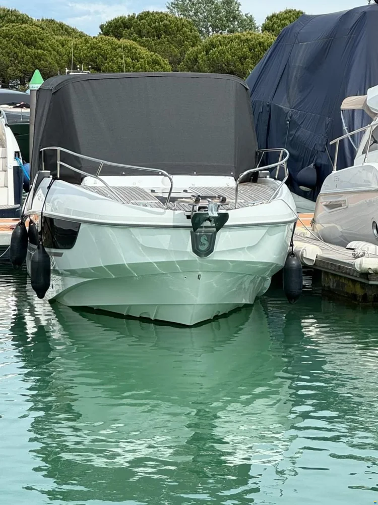 BoatPhoto.coverAlt