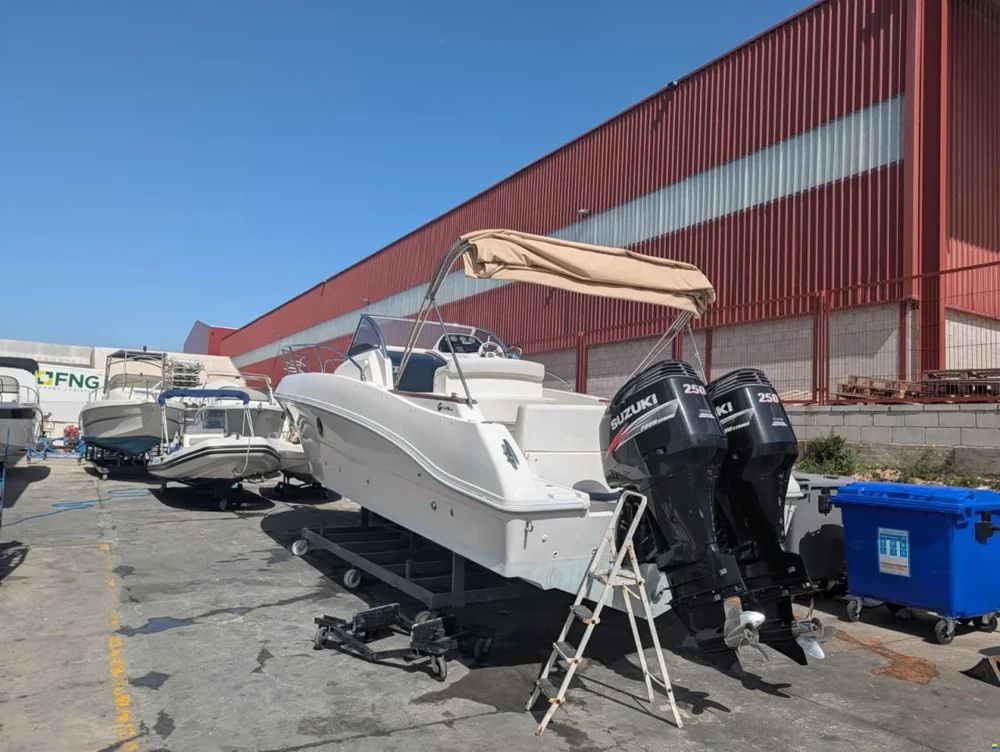BoatPhoto.coverAlt