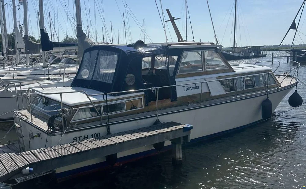 BoatPhoto.coverAlt