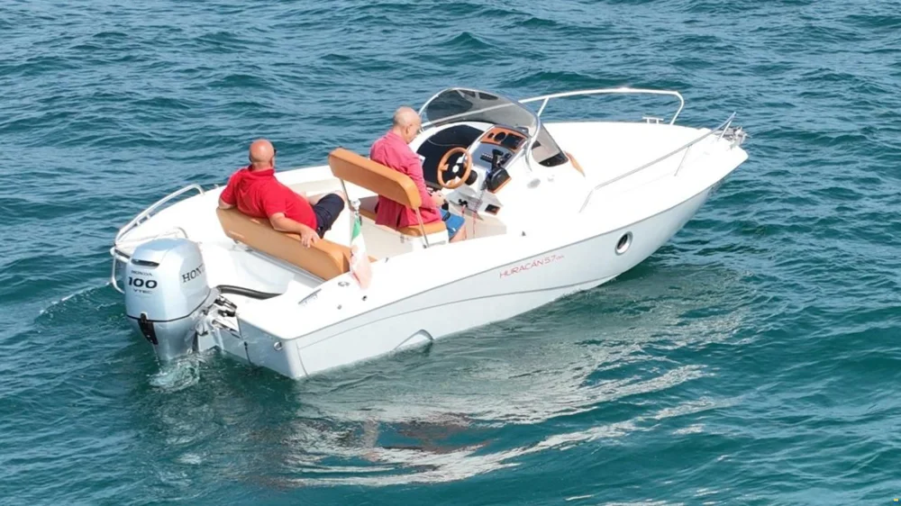 BoatPhoto.alt
