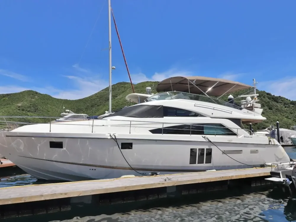 BoatPhoto.coverAlt
