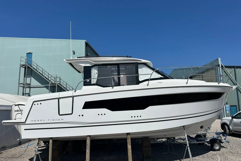 BoatPhoto.coverAlt