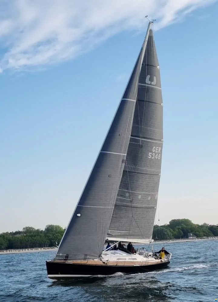 BoatPhoto.alt