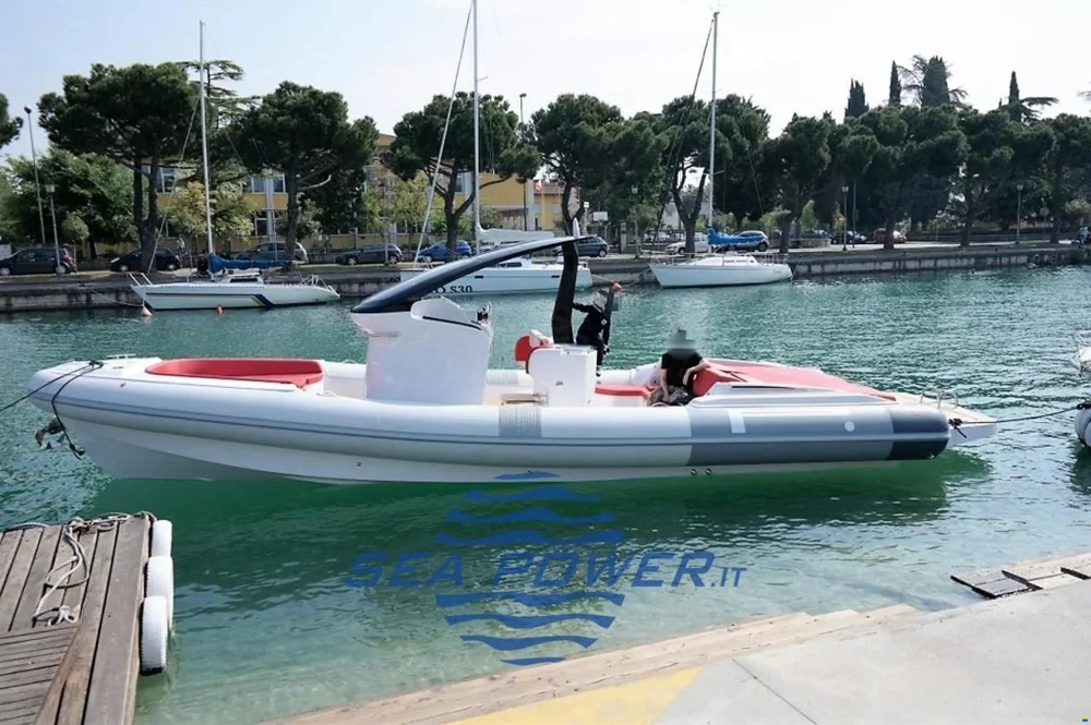 2014 Pirelli 11 open sport for sale in Marche, Italy