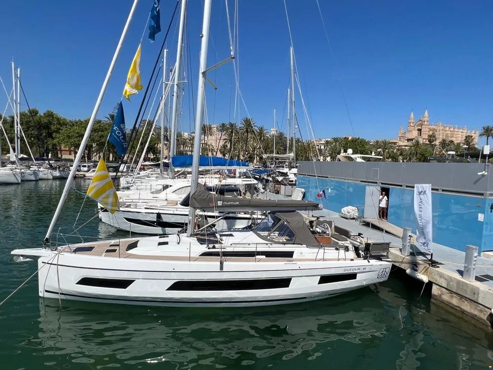 BoatPhoto.coverAlt