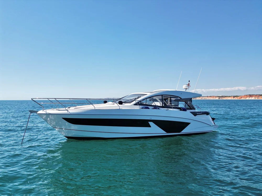 BoatPhoto.coverAlt