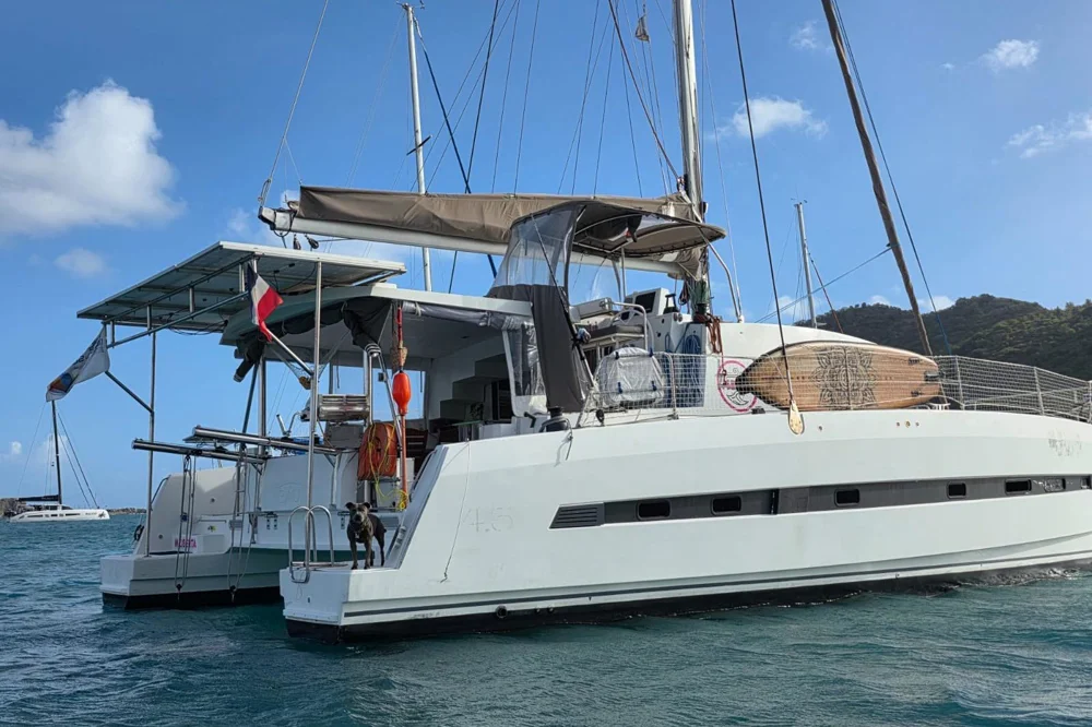 BoatPhoto.coverAlt