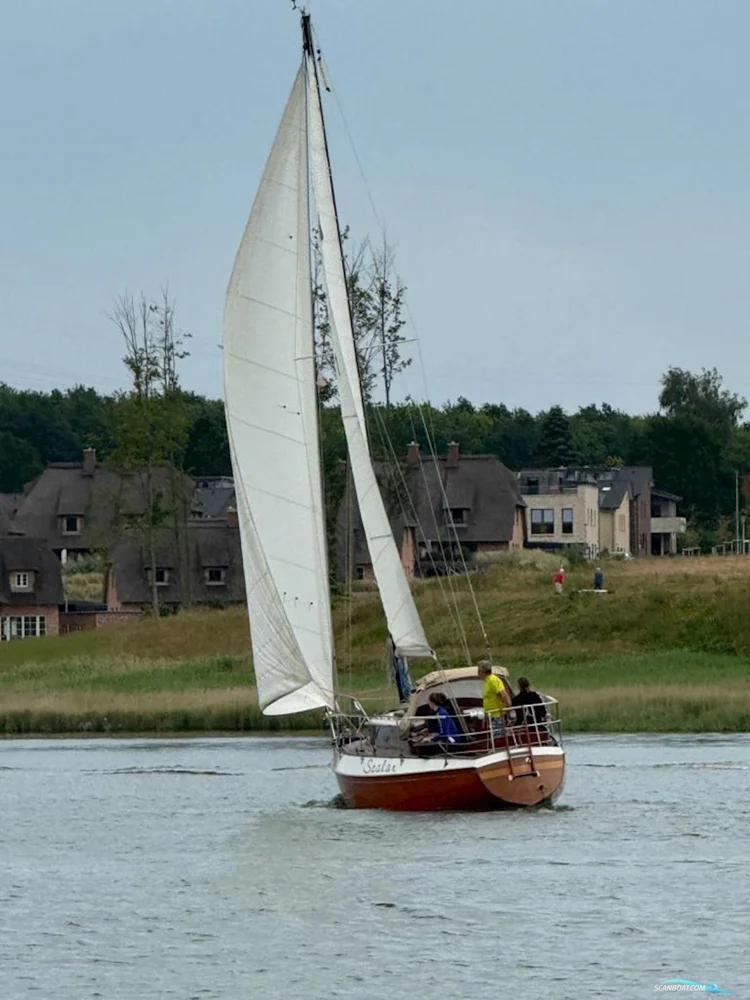 BoatPhoto.alt