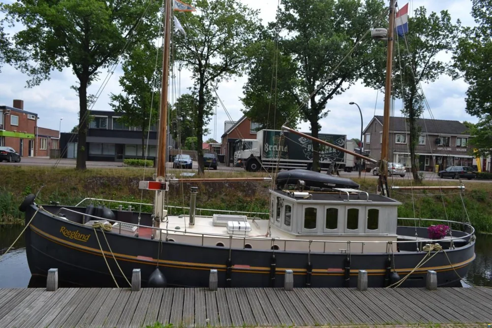 BoatPhoto.alt