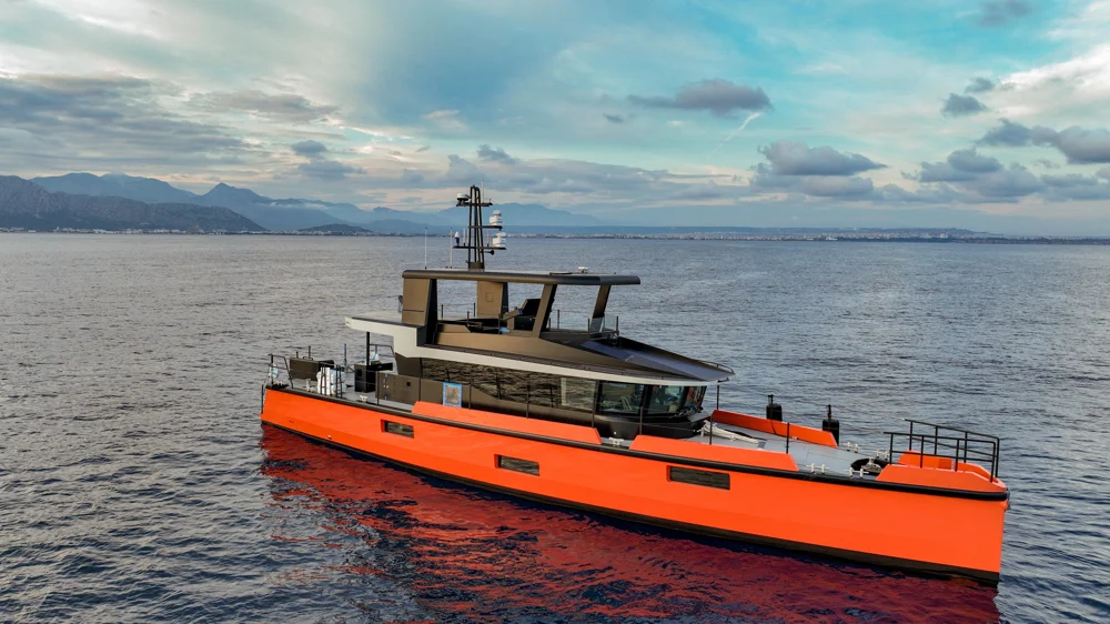 BoatPhoto.coverAlt