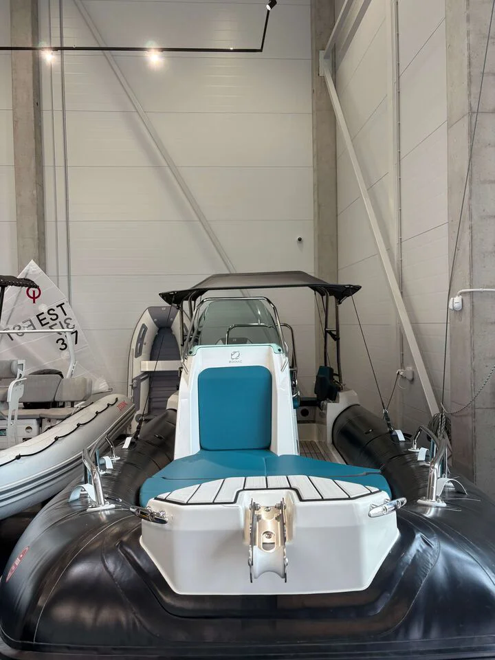 BoatPhoto.coverAlt