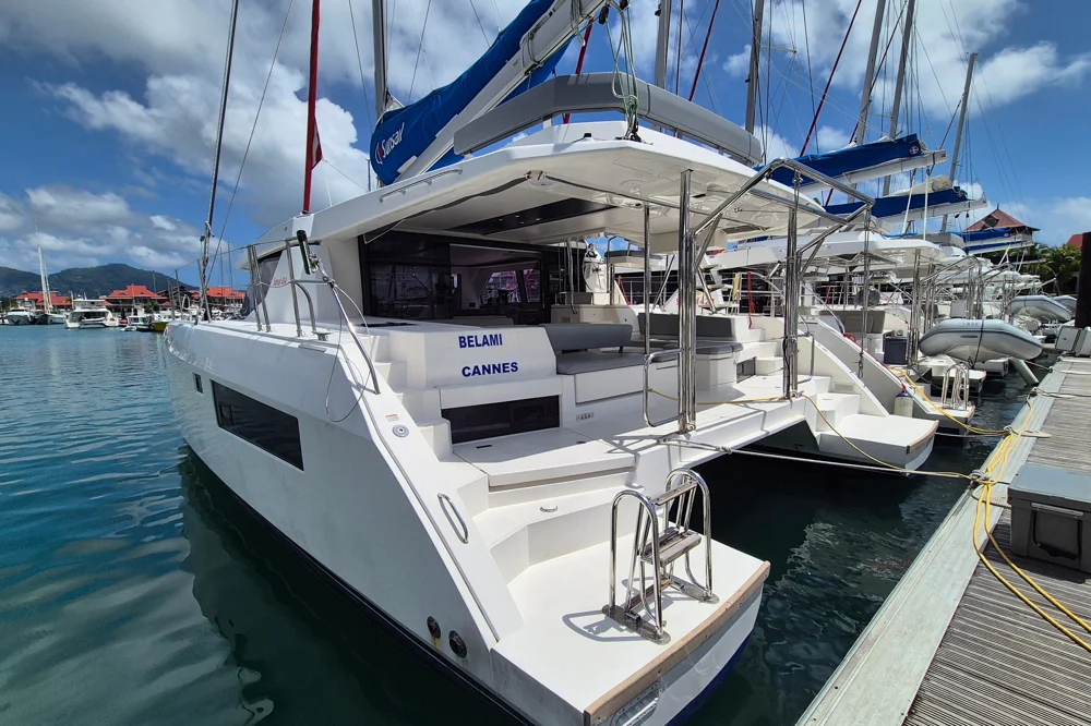 BoatPhoto.coverAlt