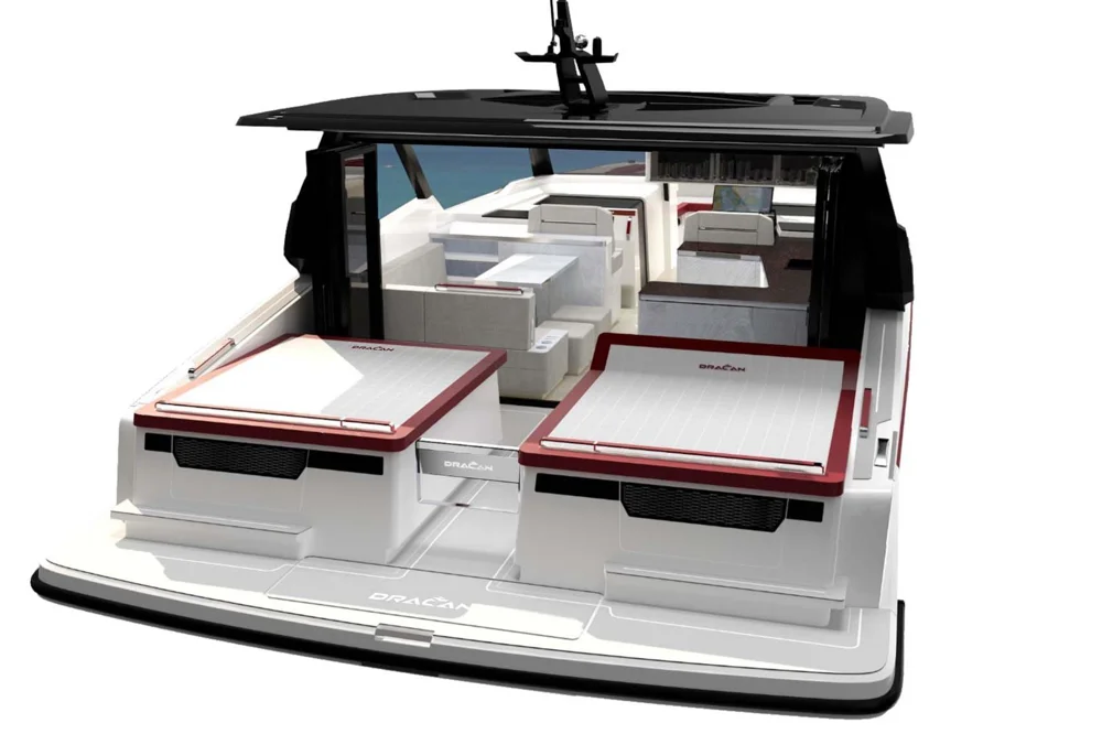 BoatPhoto.coverAlt