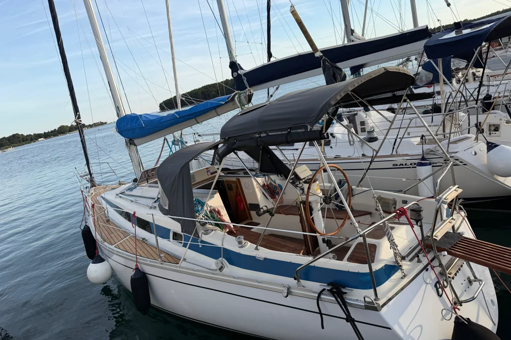 1985 Bavaria 960 for sale in Punat, Croatia, photo 4 of 5