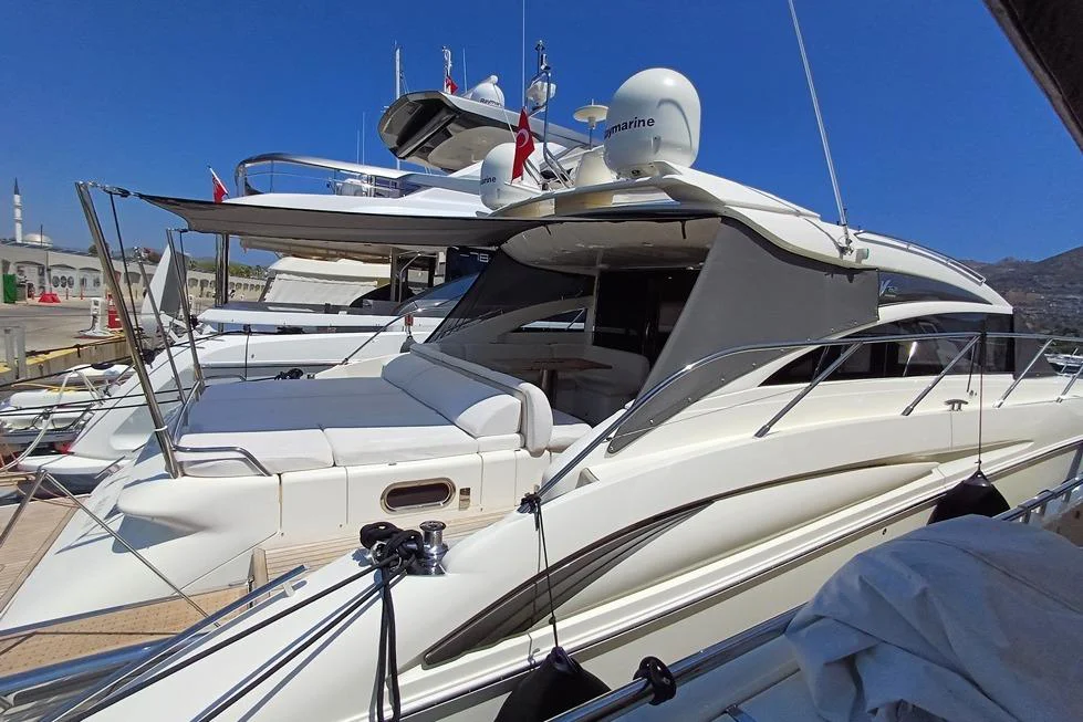 BoatPhoto.coverAlt
