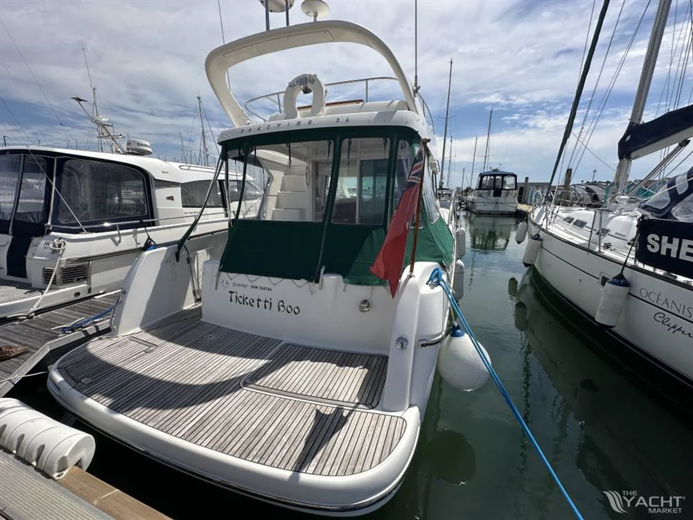 BoatPhoto.alt