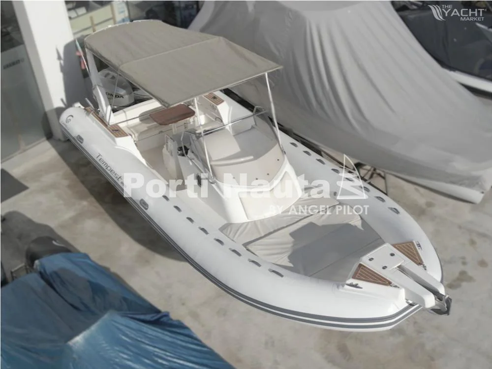 BoatPhoto.coverAlt