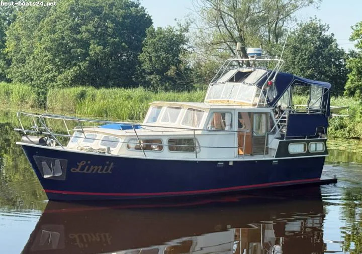 BoatPhoto.alt