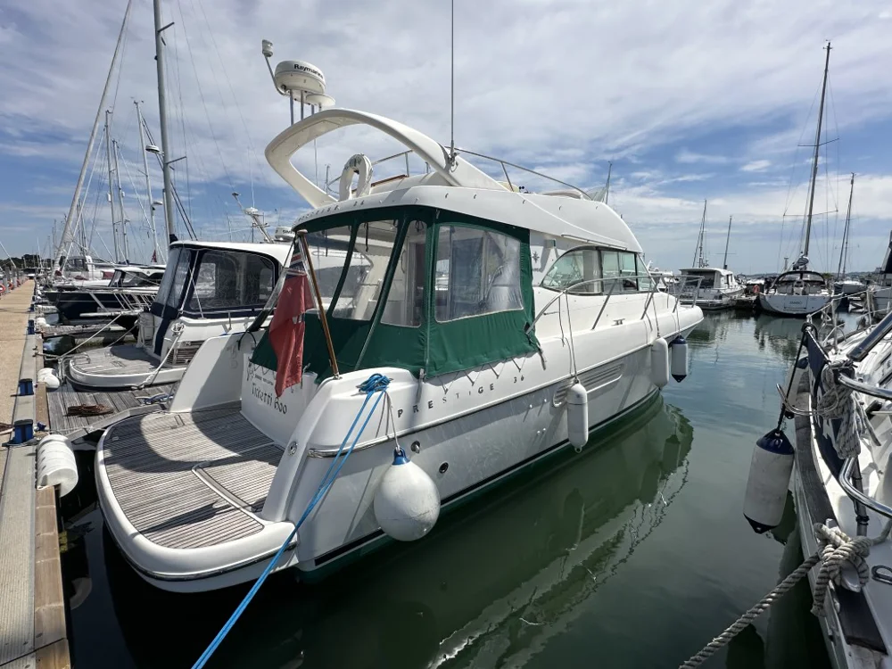 BoatPhoto.alt